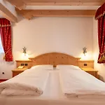 Hotel Laurin 3*