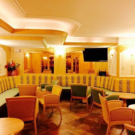 Готель Laurin
