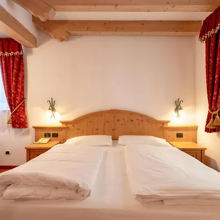 酒店 劳林酒店 3*