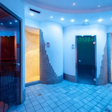 劳林酒店 卡纳泽伊