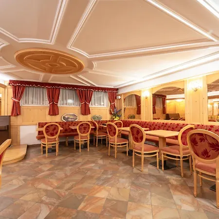 酒店 劳林酒店 卡纳泽伊