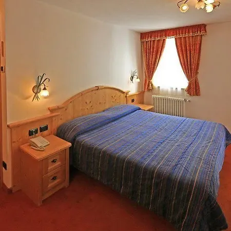 劳林酒店 卡纳泽伊